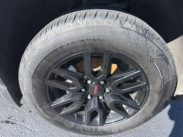 Photo of 2020 Onyx Black GMC Sierra 1500