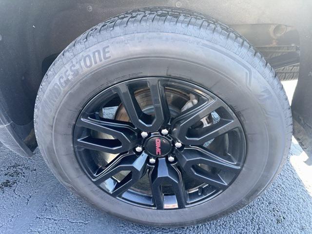 Photo of 2020 Onyx Black GMC Sierra 1500