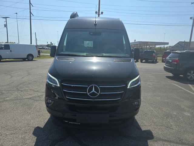 Photo of 2021 Jet Black Mercedes-Benz Sprinter 2500