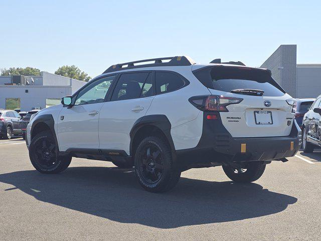 Photo of 2023 Crystal White Pearl Subaru Outback