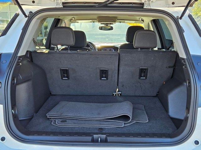 Photo of 2024 Summit White GMC Terrain
