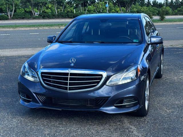 Photo of 2015 Gray Mercedes-Benz E-Class