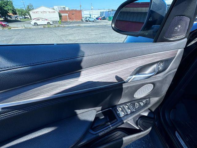 Photo of 2015 Black BMW X6