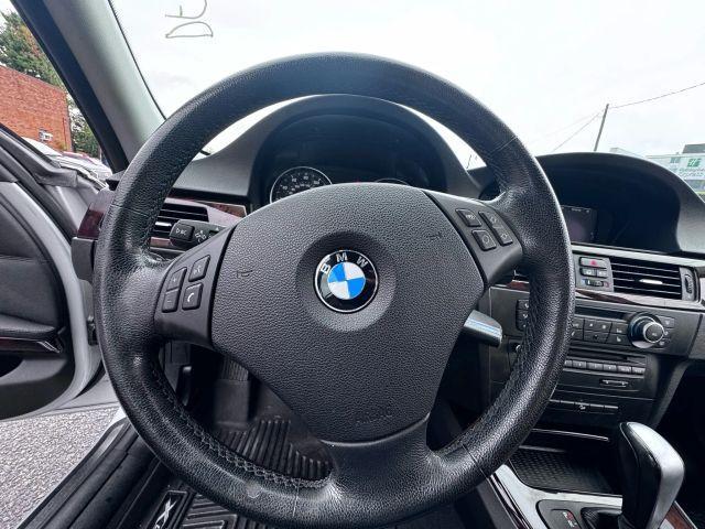 Photo of 2011 Silver BMW 328