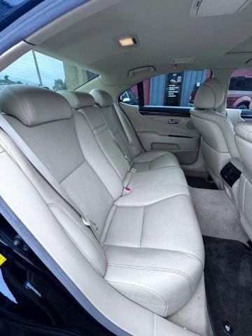 Photo of 2013 Black Lexus LS 460