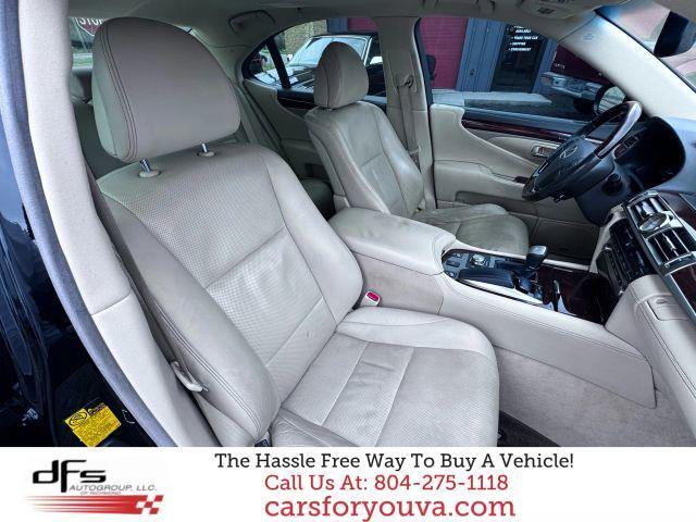 Photo of 2013 Black Lexus LS 460