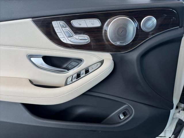 Photo of 2022 Polar White Mercedes-Benz C-Class