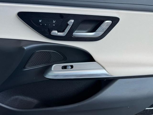 Photo of 2025 Black Mercedes-Benz E-Class