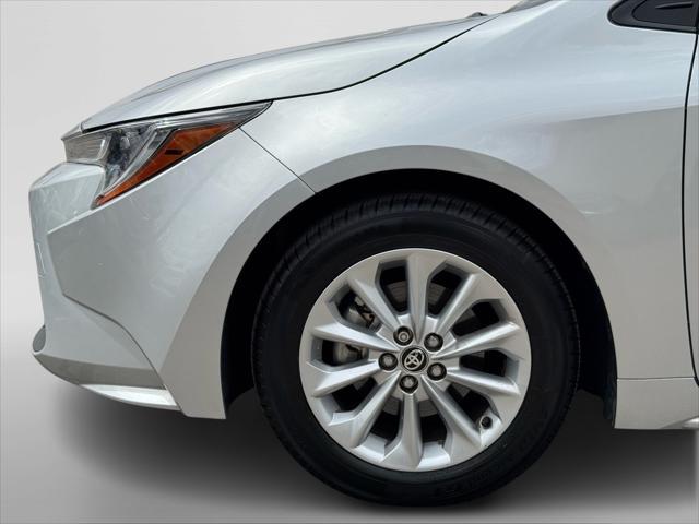 Photo of 2022 Silver Toyota Corolla
