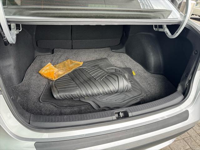 Photo of 2022 Silver Toyota Corolla