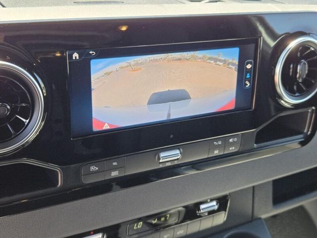 Photo of 2025 Arctic White Mercedes-Benz Sprinter 2500