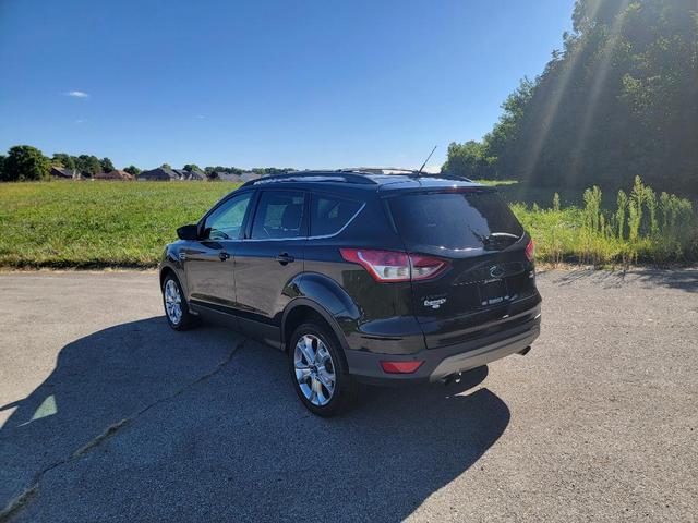 Photo of 2013 Tuxedo Black Ford Escape