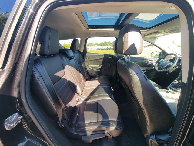 Photo of 2013 Tuxedo Black Ford Escape
