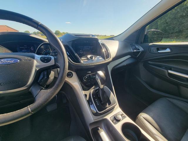 Photo of 2013 Tuxedo Black Ford Escape