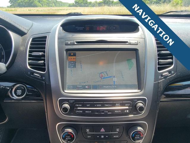 Photo of 2014 Ebony Black Kia Sorento