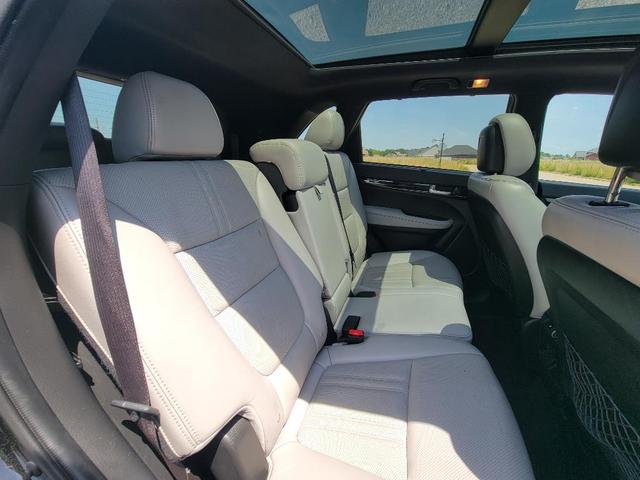 Photo of 2014 Ebony Black Kia Sorento
