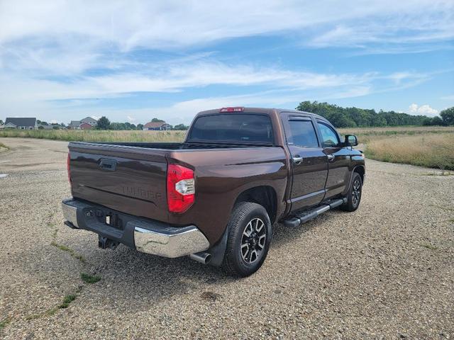 Photo of 2015 Sunset Bronze Mica Toyota Tundra