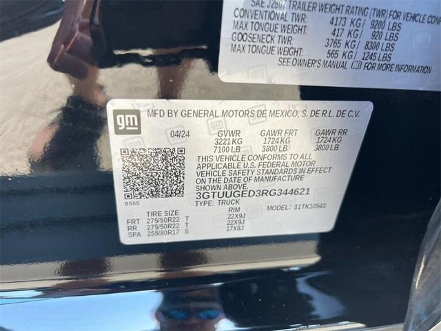 Photo of 2024 Onyx Black GMC Sierra 1500