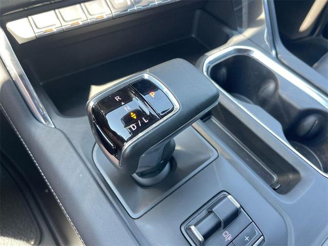 Photo of 2024 Onyx Black GMC Sierra 1500