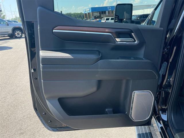 Photo of 2024 Onyx Black GMC Sierra 1500