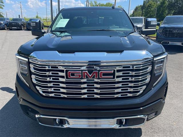 Photo of 2024 Onyx Black GMC Sierra 1500