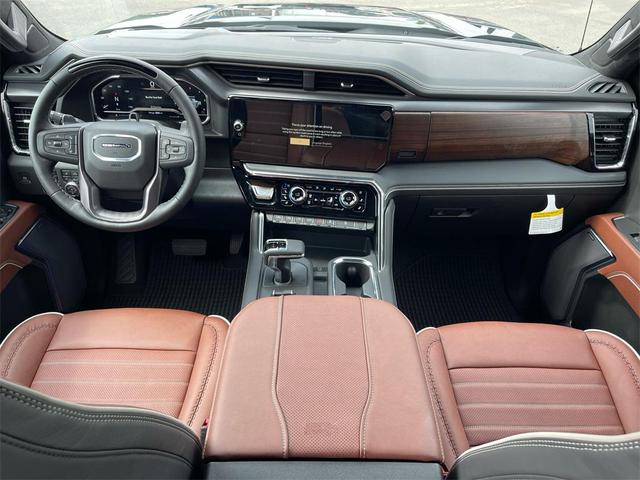 Photo of 2025 Onyx Black GMC Sierra 1500