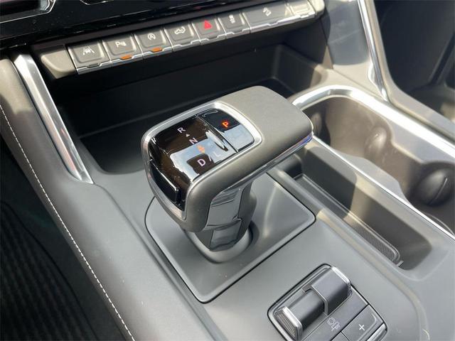 Photo of 2025 Onyx Black GMC Sierra 1500