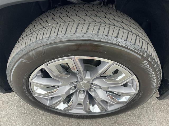 Photo of 2024 Gray GMC Sierra 1500
