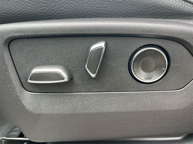 Photo of 2024 Gray GMC Sierra 1500