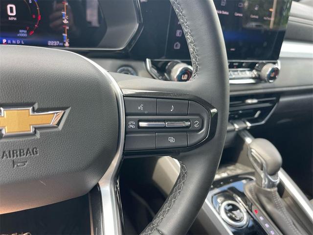Photo of 2023 Radiant Red Tintcoat Chevrolet Colorado