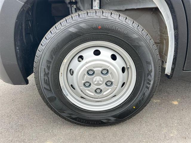 Photo of 2023 Bright White Clearcoat RAM ProMaster 2500