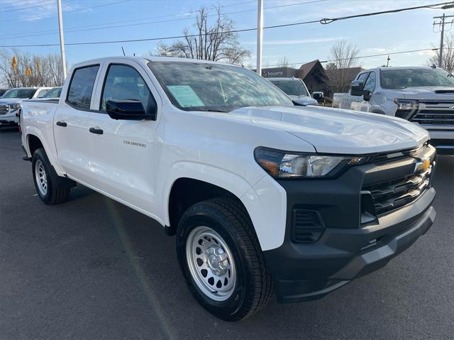 Photo of 2023 Summit White Chevrolet Colorado