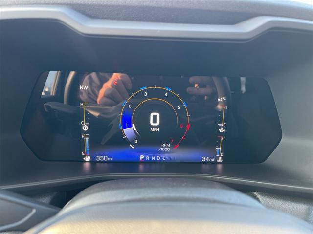 Photo of 2023 Summit White Chevrolet Colorado