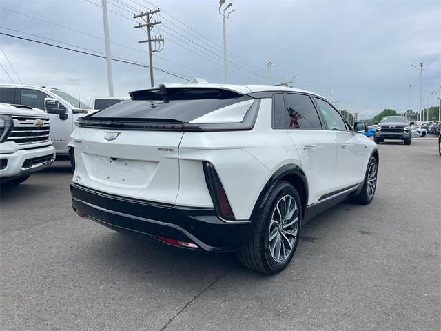 Photo of 2024 Crystal White Tricoat Cadillac LYRIQ