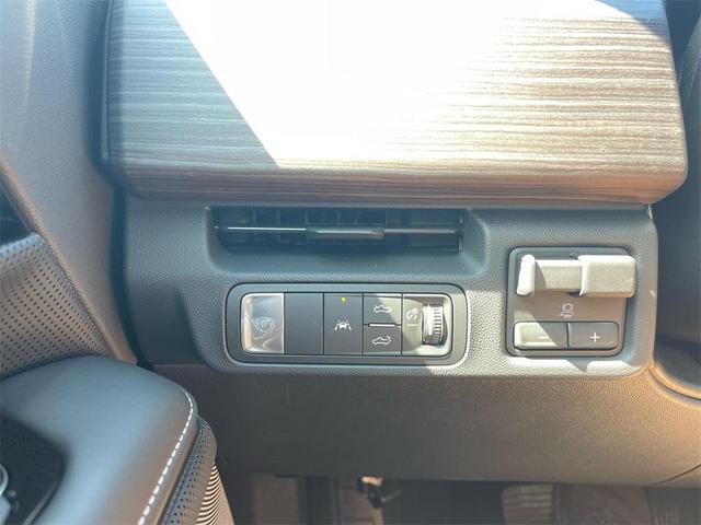 Photo of 2026 Dark Ember Metallic GMC Sierra 1500