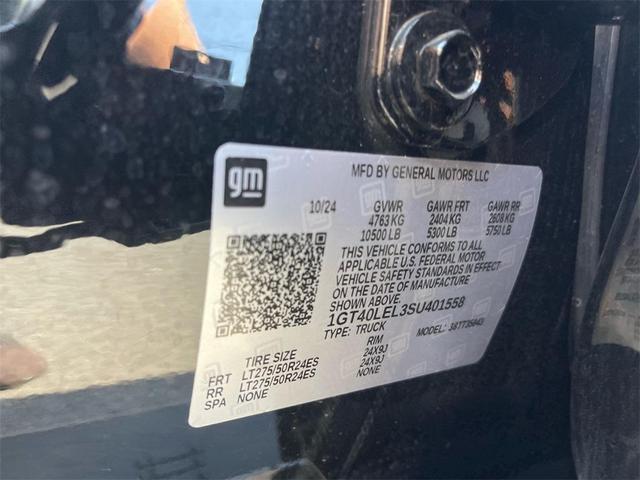 Photo of 2025 Onyx Black GMC Sierra EV