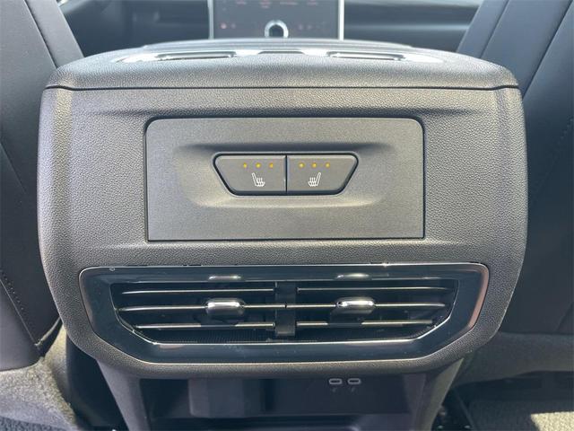 Photo of 2025 Onyx Black GMC Sierra EV