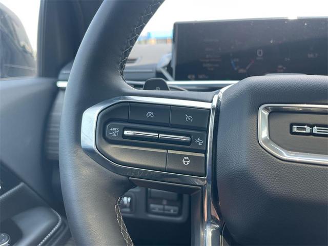 Photo of 2025 Onyx Black GMC Sierra EV