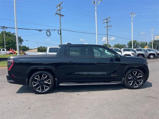 Photo of 2025 Onyx Black GMC Sierra EV