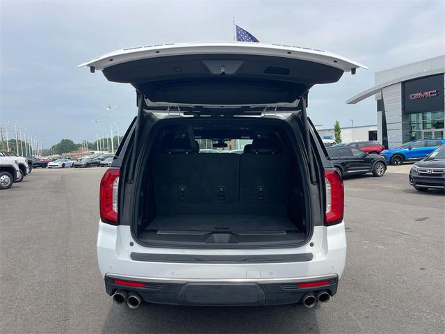 Photo of 2022 White GMC Yukon