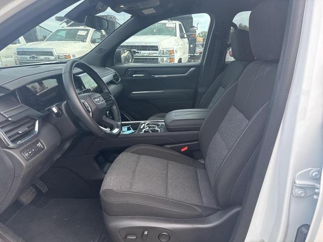 Photo of 2025 Summit White GMC Acadia
