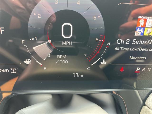 Photo of 2025 White GMC Yukon