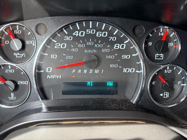 Photo of 2024 Summit White Chevrolet Express 3500