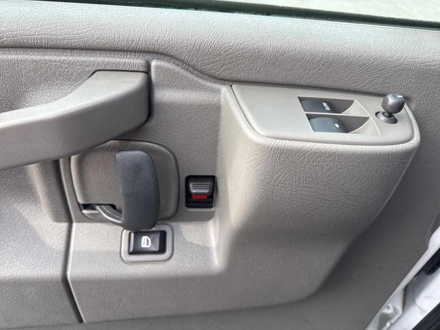 Photo of 2024 Summit White Chevrolet Express 3500