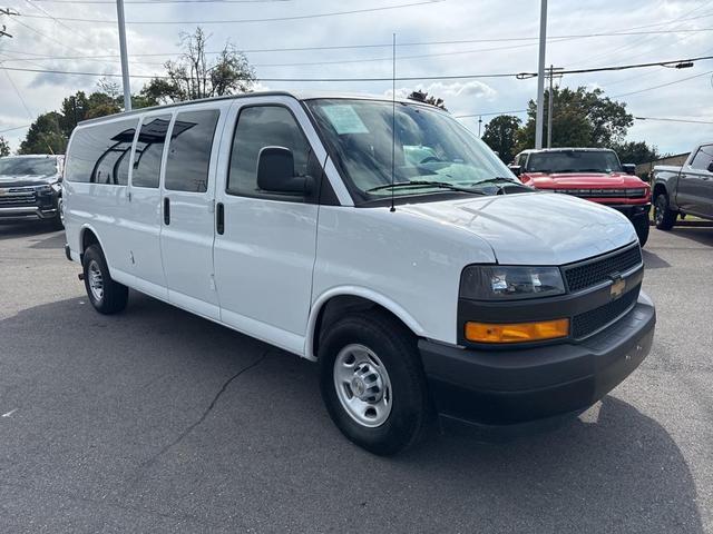 Photo of 2024 Summit White Chevrolet Express 3500