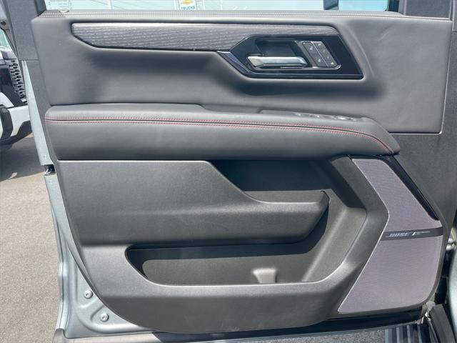 Photo of 2025 Gray GMC Yukon XL