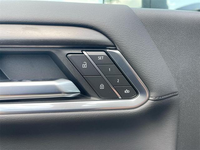 Photo of 2025 Gray GMC Sierra 2500
