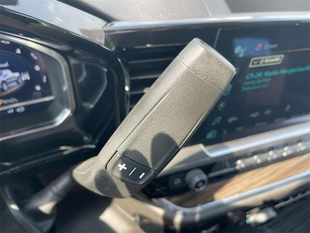 Photo of 2022 Summit White Chevrolet Silverado 1500