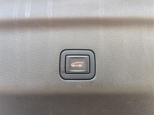 Photo of 2024 Onyx Black GMC Yukon
