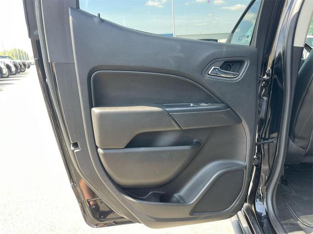Photo of 2020 Black Chevrolet Colorado
